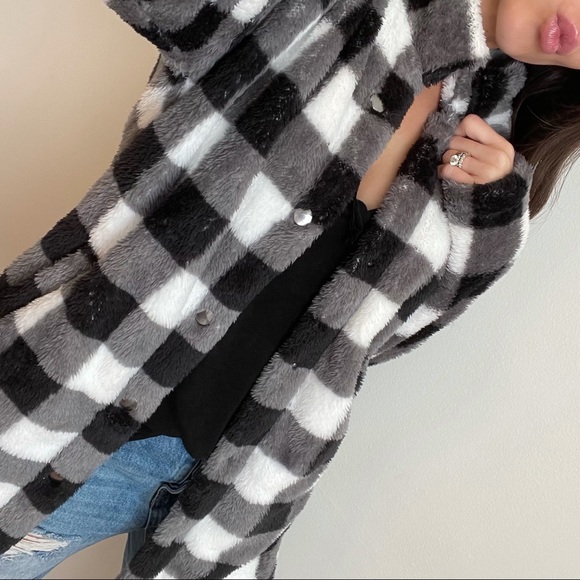 MRSALLIEXO— SOLD OUT - Picture 4 of 11